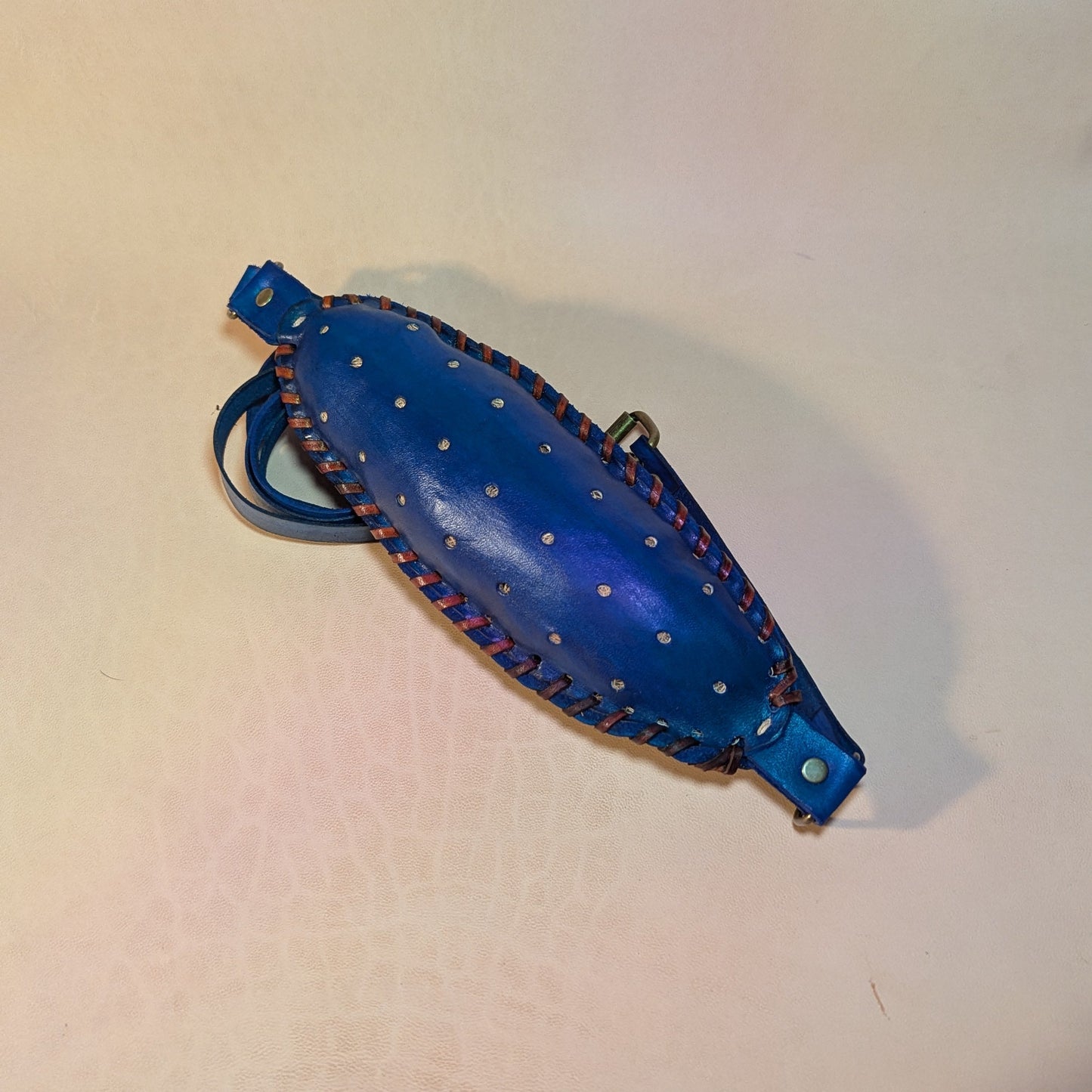 Knitting Belt  - Ceinture de tricot traditionnelle en cuir